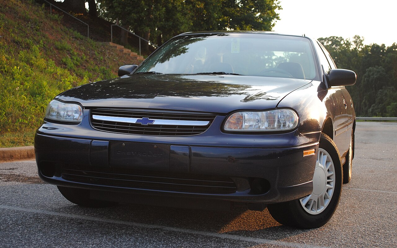 Image of 2000 Chevrolet Malibu Base