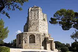 Tour Magne (Nîmes)