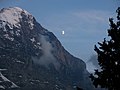 Deutsch: Blick aus SYHA Hostel, Grindelwald, Schweiz English: View from SYHA Hostel, Grindelwald, Switzerland Camera location 46° 37′ 43.9″ N, 8° 01′ 38.8″ E    View all coordinates using: OpenStreetMap