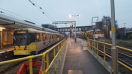 Altrincham רכבת וחשמלית station.jpg