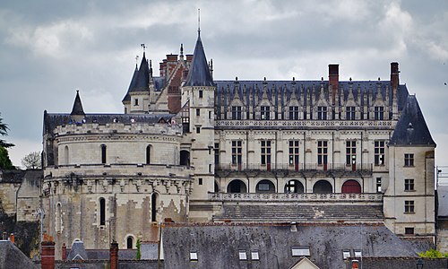 The Château beginning the transition from Medieval to Renaissance (1491–98)