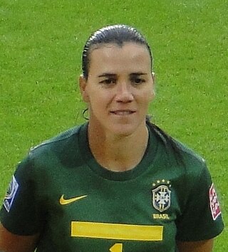 <span class="mw-page-title-main">Andréia Suntaque</span> Brazilian footballer (born 1977)