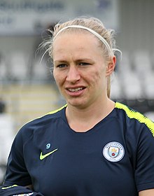 Arsenal WFC v Manchester City WFC, 11 May 2019 (07) (cropped) - Pauline Bremer (cropped).jpg