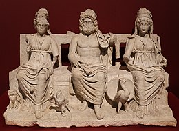 Arte romana, triade capitolina, 160-180 dc (guidonia montecelio, museo civico archeologico) 01.jpg