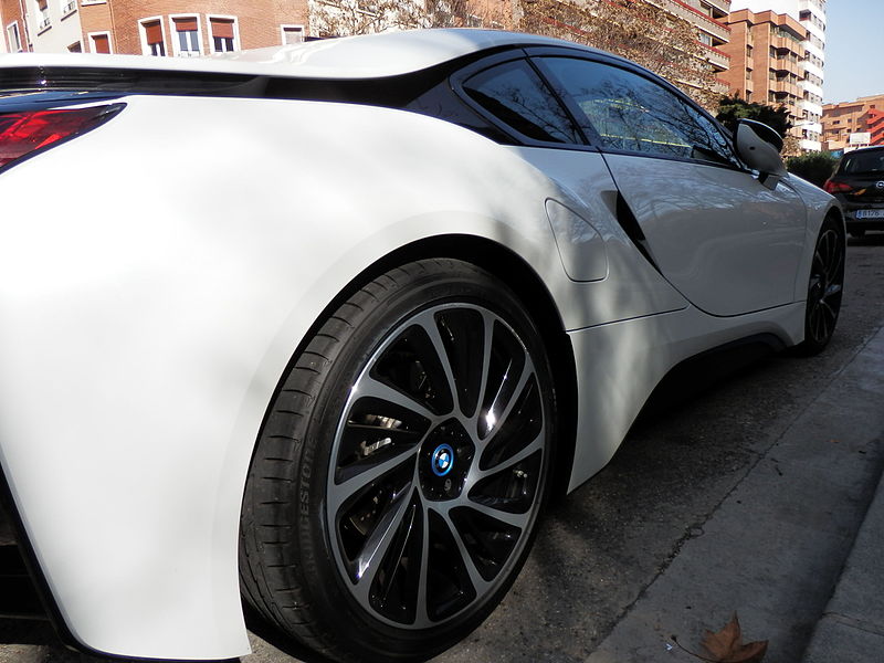 File:BMW i8 9.jpg