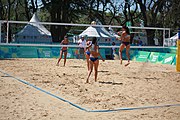 Deutsch: Beachvolleyball bei den Olympischen Jugendspielen 2018; Tag 8, 14. Oktober 2018; Mädchen, Achtelfinale – Mexiko-China 0:2 (15–21/16–21) English: Beach volleyball at the 2018 Summer Youth Olympics at 14 October 2018 – Girls Round of 16 – Mexico-China 0:2 (15–21/16–21)