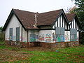 The old lodge on one of the main driveways.