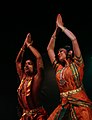 Bharatanatyam_dance_performance_by_Guru_Saroja_Vaidyanathan'_disciples_at_Youth_Festival_2012_IMG_3201_24