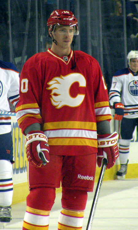 Blake Comeau Flames.png