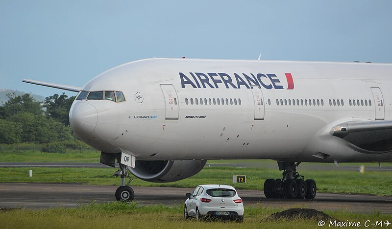 File:Boeing 777-300ER (Air France) (27695562354).jpg