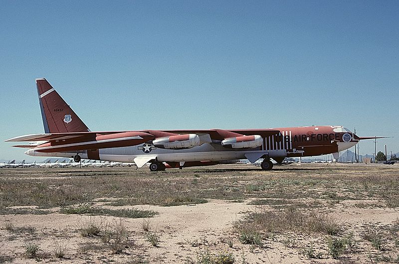 File:Boeing NB-52E Stratofortress, USA - Air Force AN0867538.jpg