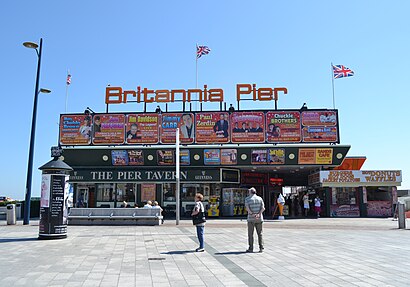 How to get to Britannia Pier with public transport- About the place