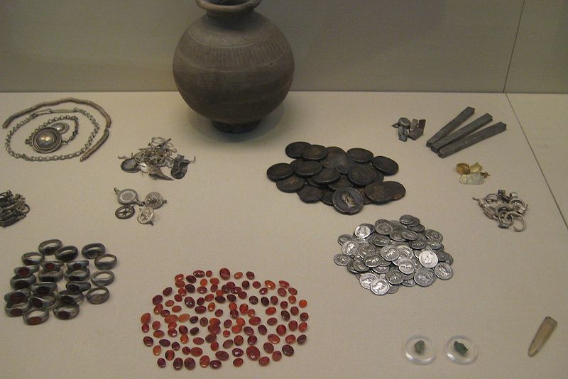 File:British Museum Snettisham Jewellers Hoard.jpg