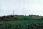 Миниатюра для Файл:Burial mound of nomads in Pustovity, Ukraine, Kiev region.png