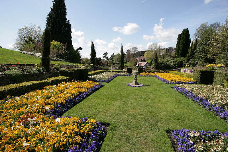 File:Calverley park 2.JPG