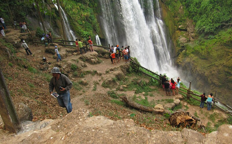 File:Cataratas de Pulhapanzak (IV).JPG