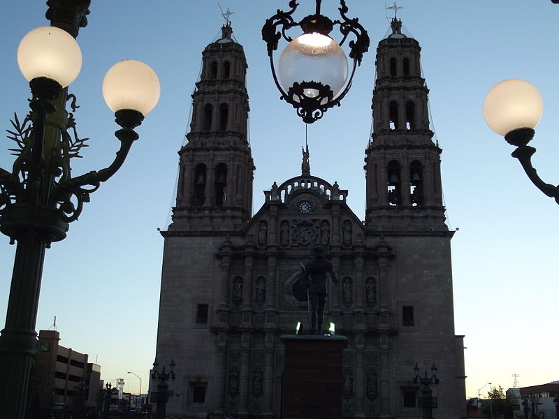 File:Catedral de la Santa Cruz o Señora de la Regla 08.jpg