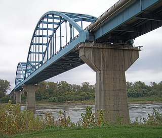 <span class="mw-page-title-main">Centennial Bridge (Leavenworth, Kansas)</span> Bridge in Leavenworth, Kansas to Missouri