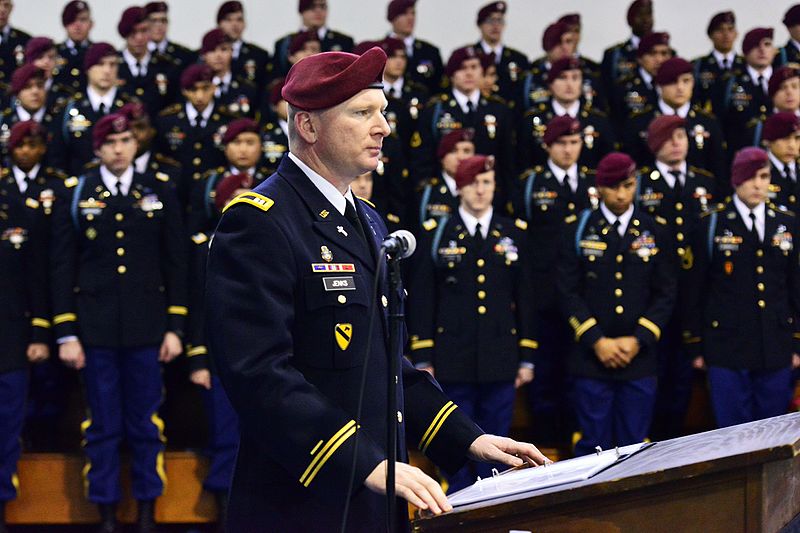 File:Change of Responsibility Ceremony, 1st Battalion, 503rd Infantry Regiment, 173rd Airborne Brigade 170112-A-JM436-012.jpg