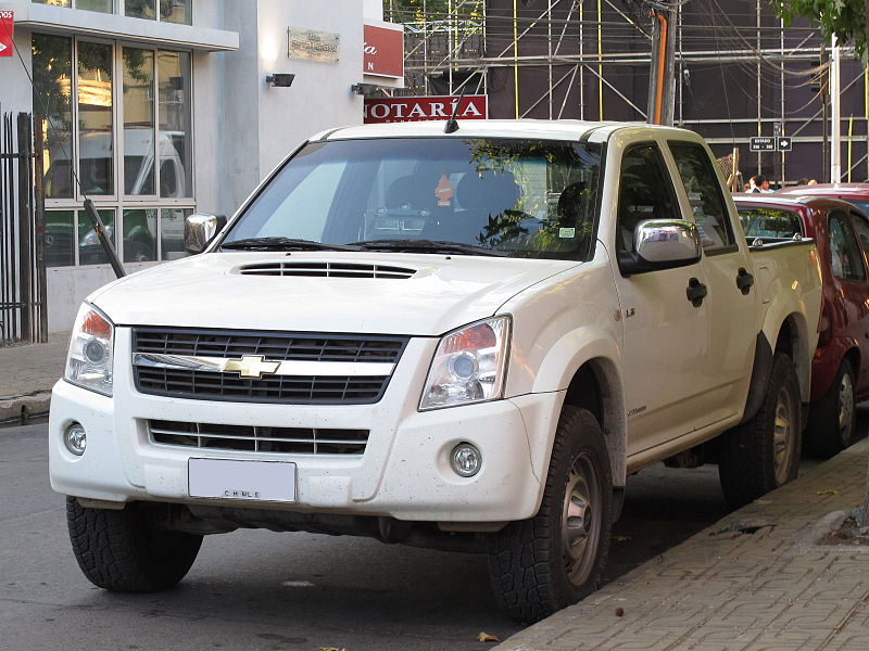 File:Chevrolet DMax LS 2.5 TD 4x4 2013 (16700115950).jpg