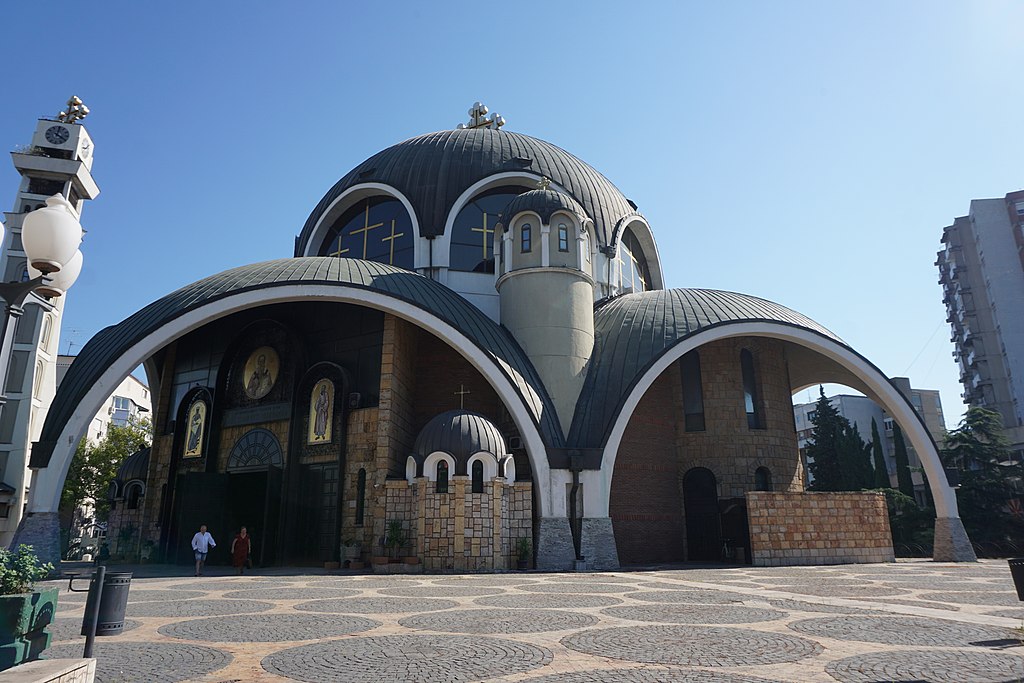 Srpski Pravoslavni Hram Svetog Klimenta Ohridskog