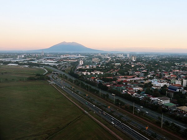 Image: Clark, Malasbalas, Mount Arayat from air (Angeles, Pampanga; 12 09 2023)