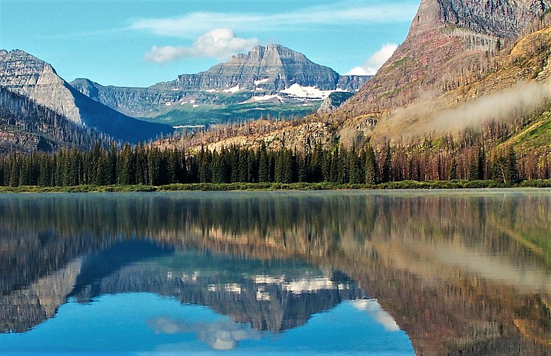 File:Clyde Peak, Red Eagle Lake.jpg