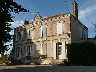 <span class="mw-page-title-main">Couture, Charente</span> Commune in Nouvelle-Aquitaine, France