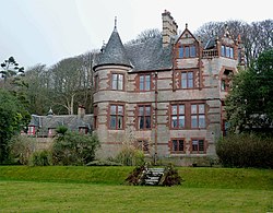 Danefield House (geograph 5251339).jpg