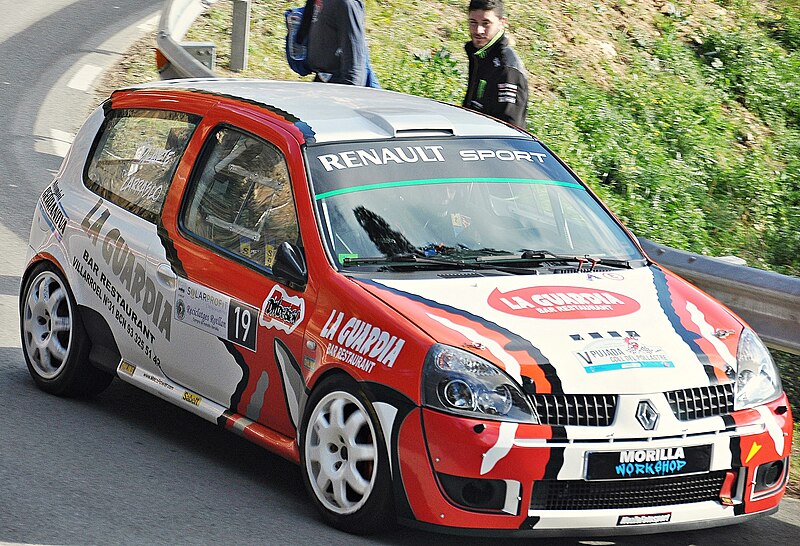 File:David Carrasco Puertas-Renault Clio Ragnotti.jpg