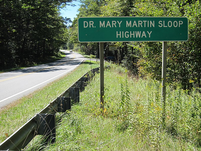 File:Dr Mary Martin Sloop Highway.jpg