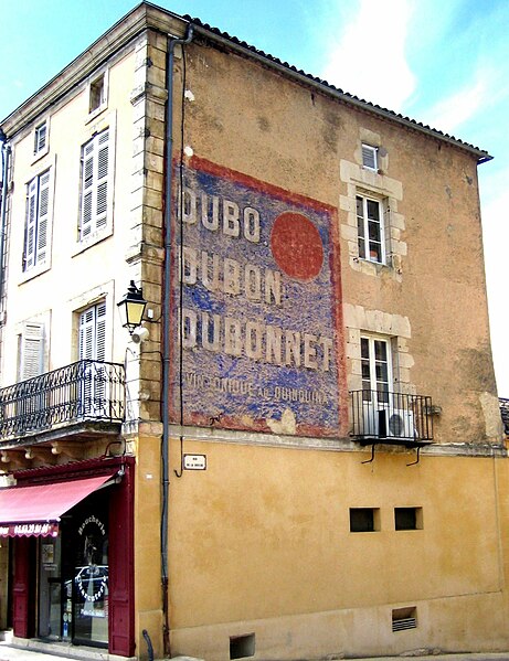 File:Dubonnet ad (Belvès, France - 2009).jpg