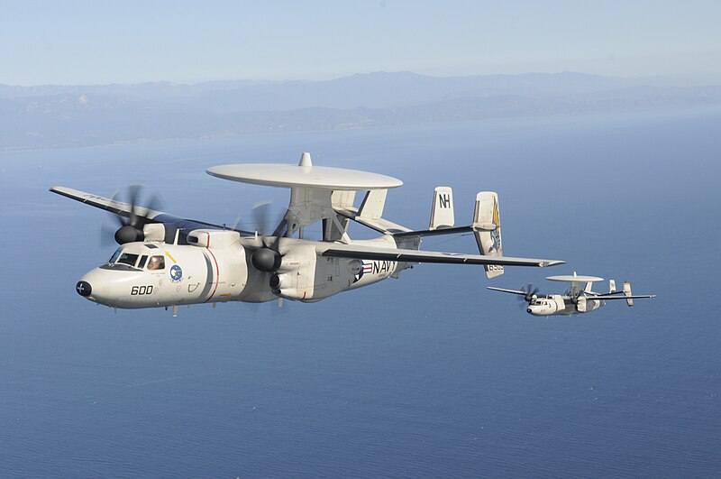 File:E-2C Hawkeyes over Southern California. (8232064703).jpg