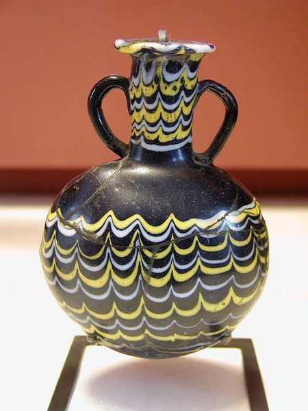 Tập_tin:Egyptian_glass_jar.jpg