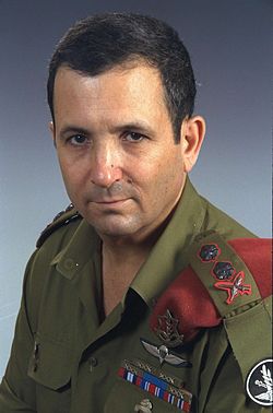 Ehud Barak military.jpg