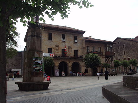 Elorrio's central plaza
