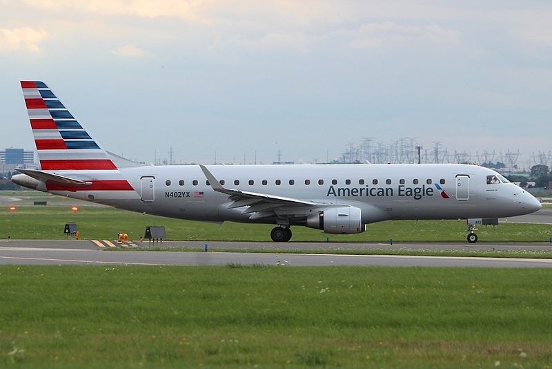 File:Embraer ERJ-175-200LR American Eagle N402YX, YYZ Toronto, ON (Lester B. Pearson International Airport), Canada PP1383666636.jpg