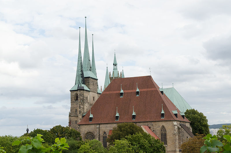 File:Erfurt, Severikirche vom Petersberg gesehen-002.jpg