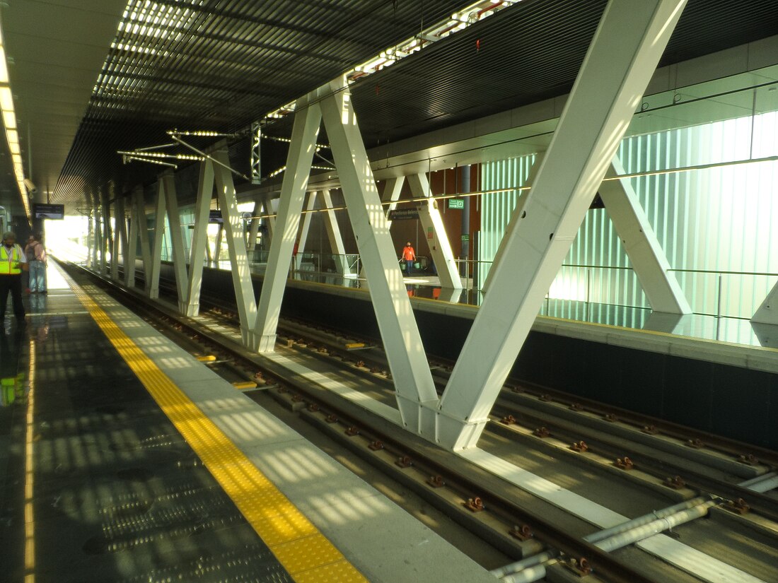 Periférico Belenes metro station