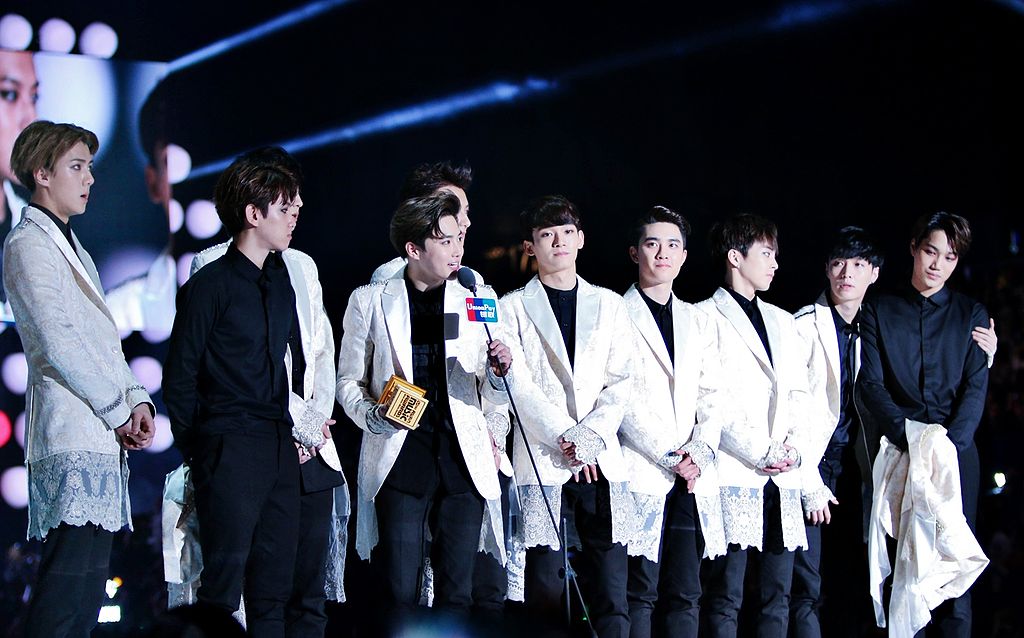 1024px-Exo%2C_MAMA_2014.jpg