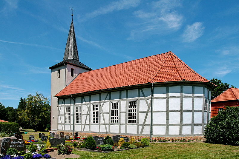 File:Fachwerkkirche in Dedenhausen (Uetze) IMG 0015.JPG