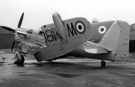 Tập_tin:Fairey_Firefly_T.7_WM800_Ringway_17.04.53_edited-2.jpg