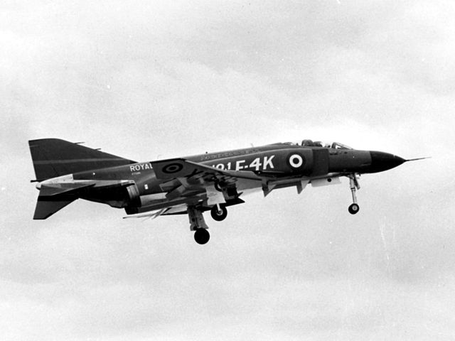The first British Phantom (XT595) on final approach prior to landing at the McDonnell plant in St Louis, Missouri in 1966.