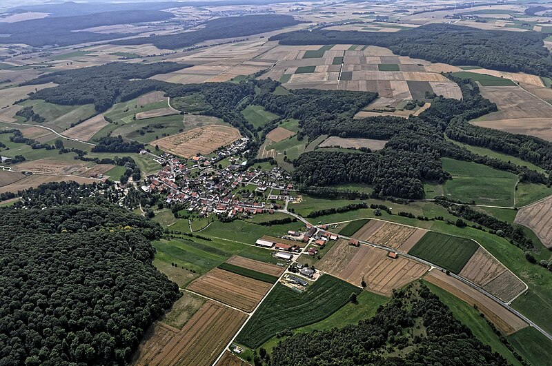 File:Flug -Nordholz-Hammelburg 2015 by-RaBoe 0752 - Zwergen.jpg