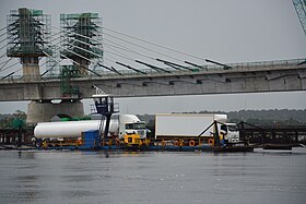 Puente en construcción (marzo de 2020).