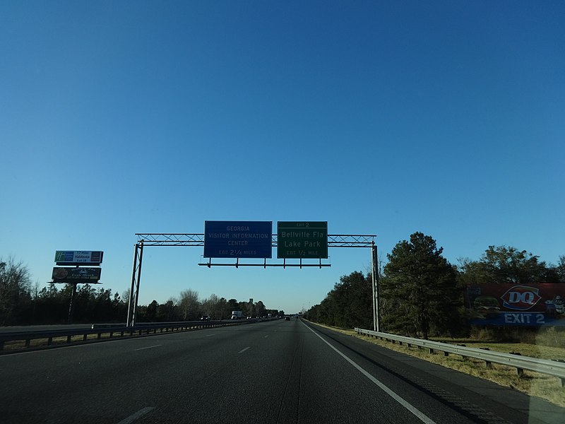 File:Georgia I75nb Exit 2 .5 mile.JPG