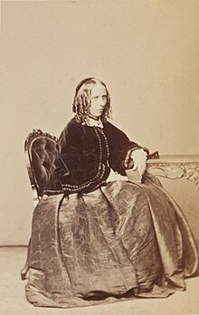 Georgina-Gascoyne-Cecil-ne-Alderson-Marchioness-of-Salisbury (przycięte).jpg