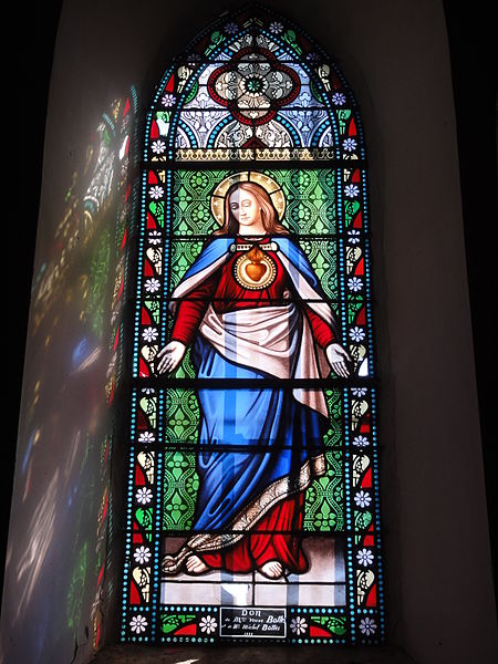 File:Gouttières (Puy-de-Dôme) église, vitrail 03.JPG