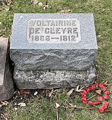 Grave of Voltairine de Cleyre (1866–1912) at Forest Home Cemetery, Forest Park, IL.jpg