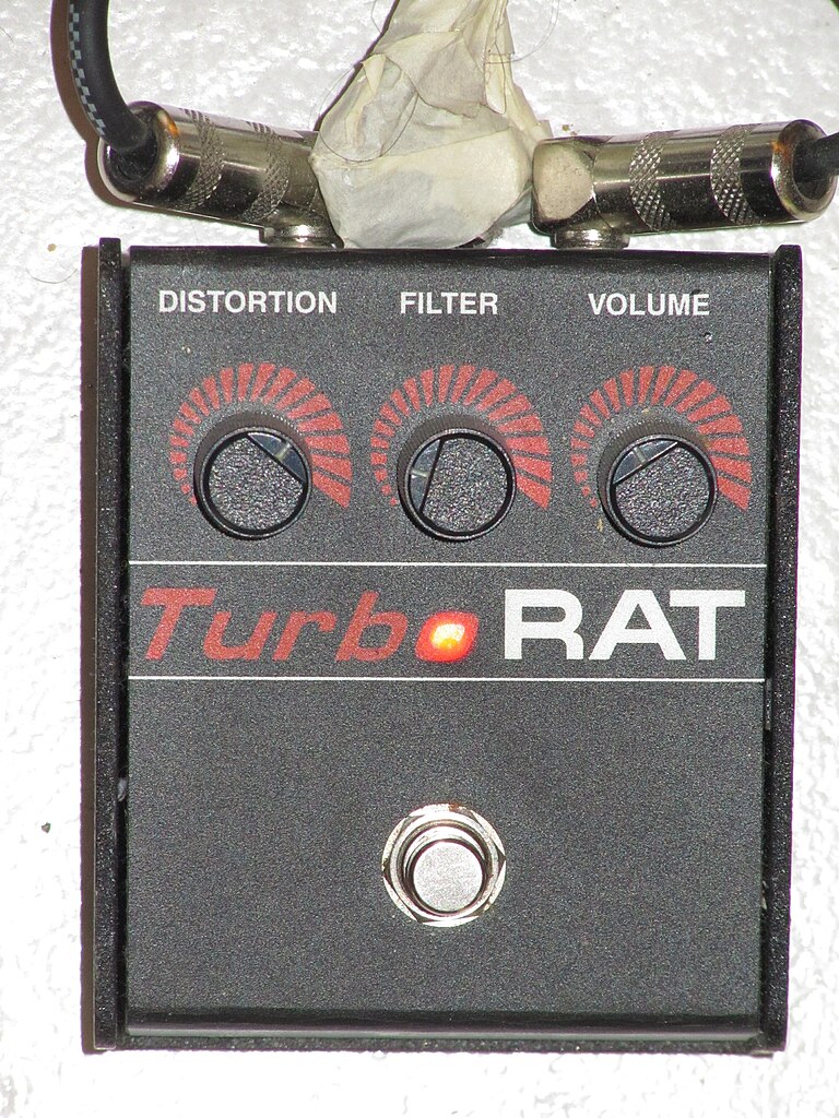 File:GuitarEffect Distorsion Proco TurboRat 1207.jpg - Wikimedia